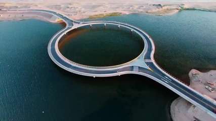 Създадоха уникален кръгъл мост върху лагуна