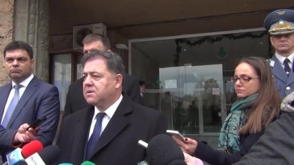 Военният министър: Няма нужда да участваме в сухопътна операция в Сирия