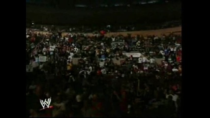 Wwe Raw - Трите Хикса срещу Джим Рос - Без Дисквалификации(2005)