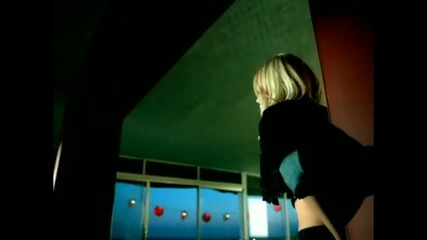 Christina Aguilera - Genie In A Bottle + Бг Превод