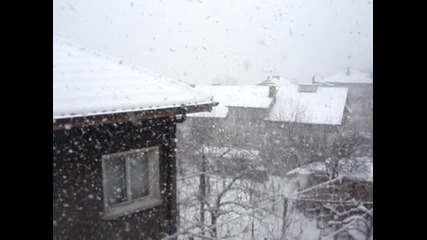 Силен сняг в Дупница - 29.02.2012г.