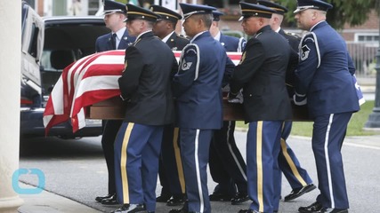 Obamas and Clintons to Attend Funeral of Beau Biden