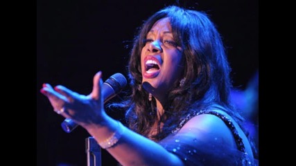 Почина Кралицата на диското- Donna Summer