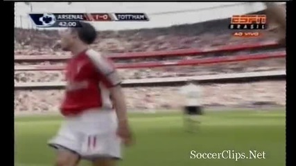 Arsenal - 1 - 0 - Tottenham - V Persie 