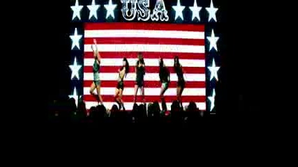 Miley Cyrus - Party In The U.s.a. 