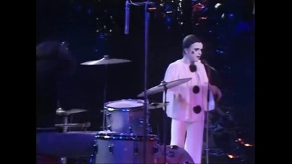 Leo Sayer - The Show Must Go On