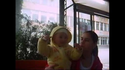 бебе танцува фламенко