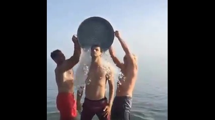 Григор Димитров се включи в Ice Bucket Challenge Als и номинира Мария Шарапова