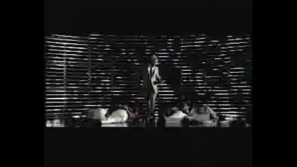 Ne - Yo closer.
