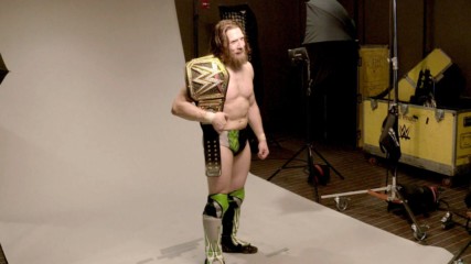 Daniel Bryan poses for his WWE Championship photoshoot: WWE.com Exclusive, Nov. 13, 2018