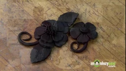 Fondant Cake Decorating - Making Flowers