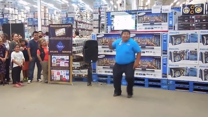 Ето така се привличат клиенти в Mexico Warehouse .