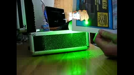 500mw green laser burning paper. 
