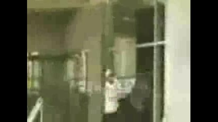 Скейтър Беснее