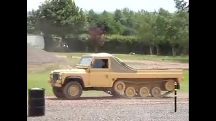 Land Rover Defender С Вериги 