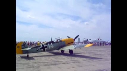 Bf109e4 - запуск на двигател 