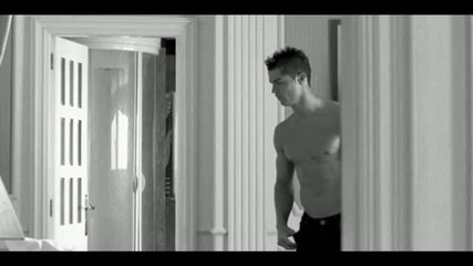 See Cristiano Ronaldo in Housekeeping (teaser from the video) 