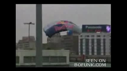 Скок от най - високата сграда в света 