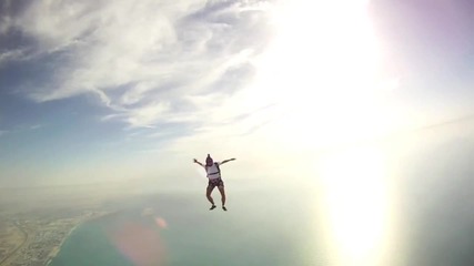 скок с парашут над Дубай