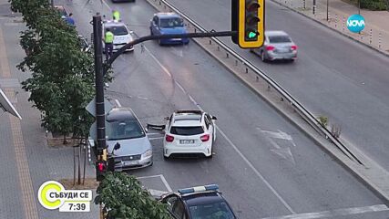 Шофьор удари паркирани коли в София