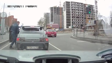 В Русия мирно не седяло и хубав бой изяло!