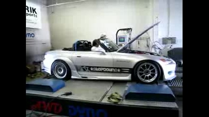 Honda S2000 - 915 hp dyno