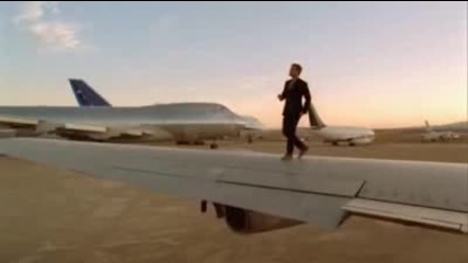 Robbie Williams - Bodies 