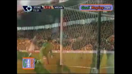 Гола на 2009 Майнор Фигероа (уигън) за 1 - 2 срещу Стоук Сити 