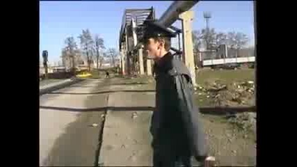 Koi_svirna_le_lud_smqh_clip2mp3.