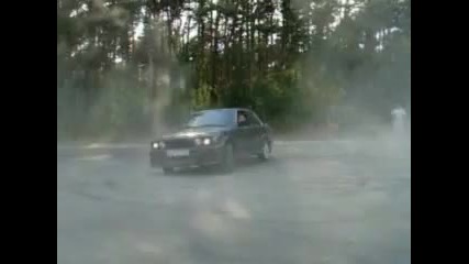 bmw e30 ot pazarjik pali gumite