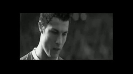 Cristiano Ronaldo - Freestyle Battle 2008