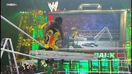Boom Drop off a cornered Ladder