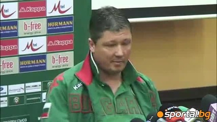 Националният е потънала ютия, каза Любо Пенев