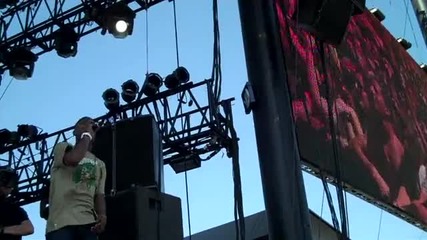 B.o.b пее на Coachella (ден 3/3) 
