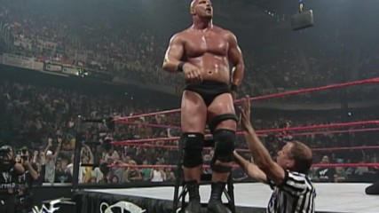 “Stone Cold” Steve Austin vs. Mr. McMahon & Shane McMahon – Ladder Match: WWE King of the Ring 1999 (Full Match)