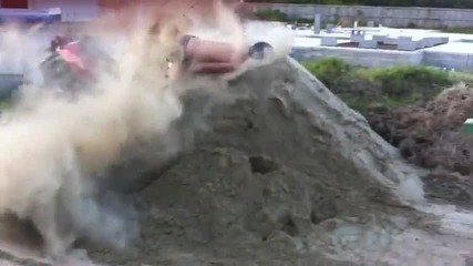 Как се става център на внимание със скутер!