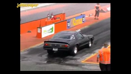 Camaro Z28 Vs Nissan Skyline 