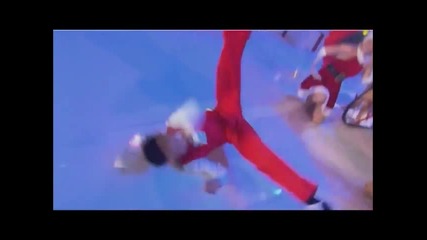 _shake It Up_ episode _merry Merry It Up_ Zendaya's _shake Santa Shake_