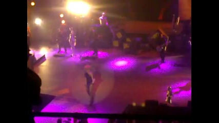Rihanna - Live your life! Live in London Nokia concert