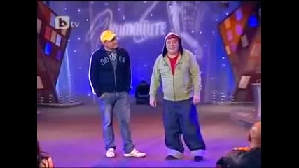 Бтв * Комиците Футболният Маниак