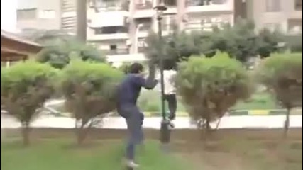 Този си проси боя