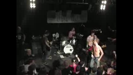 Ds - 13 Last Gig In Sweden, Trashing The Stage