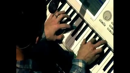 Linkin Park - Pushing Me Away (road To Revolution)