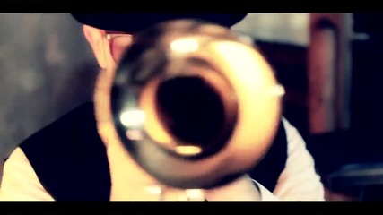 Matea Thea - Profesionalac ( Official video) 2014