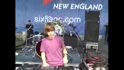 Justin Bieber can be a Dj 