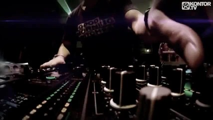 Tom Novy ft.strobe & Danny Freakazoid - Underground People (official Video Hd)