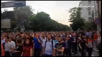 Най-многобройният от протестите в Скопие, продължаващи втора седмица
