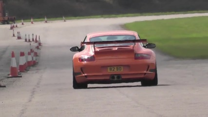 Porsche 997 Gt3 Rs vs Bmw M3