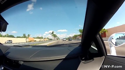 Lamborghini Aventador срещу Toyota Supra