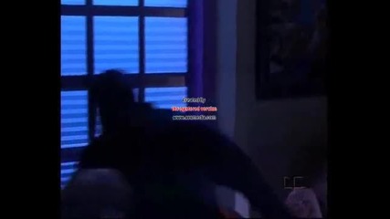 Acorralada-diana gets attacked